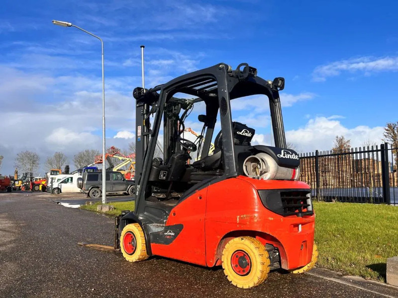 Linde H20T-01 - LPG forklift: picture 5 Linde H20T-01 - LPG forklift: picture 5