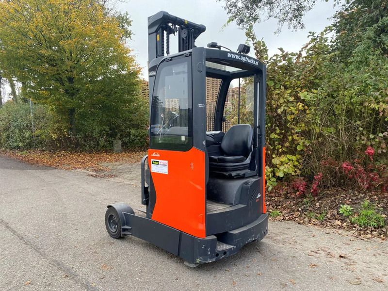 Linde R14G-01 - Reach truck: picture 4 Linde R14G-01 - Reach truck: picture 4