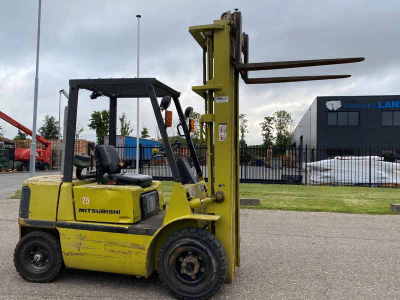 Mitsubishi FD25T - Diesel forklift: picture 1 Mitsubishi FD25T - Diesel forklift: picture 1