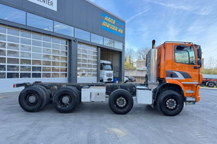 DAF CF440 8x4 Fahrgestell - Cab chassis truck: picture 4 DAF CF440 8x4 Fahrgestell - Cab chassis truck: picture 4