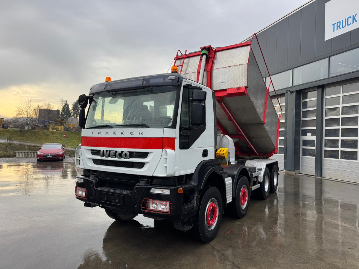 IVECO Trakker 41T410 8x4 Thermo 2 Kammern - Tipper: picture 1 IVECO Trakker 41T410 8x4 Thermo 2 Kammern - Tipper: picture 1