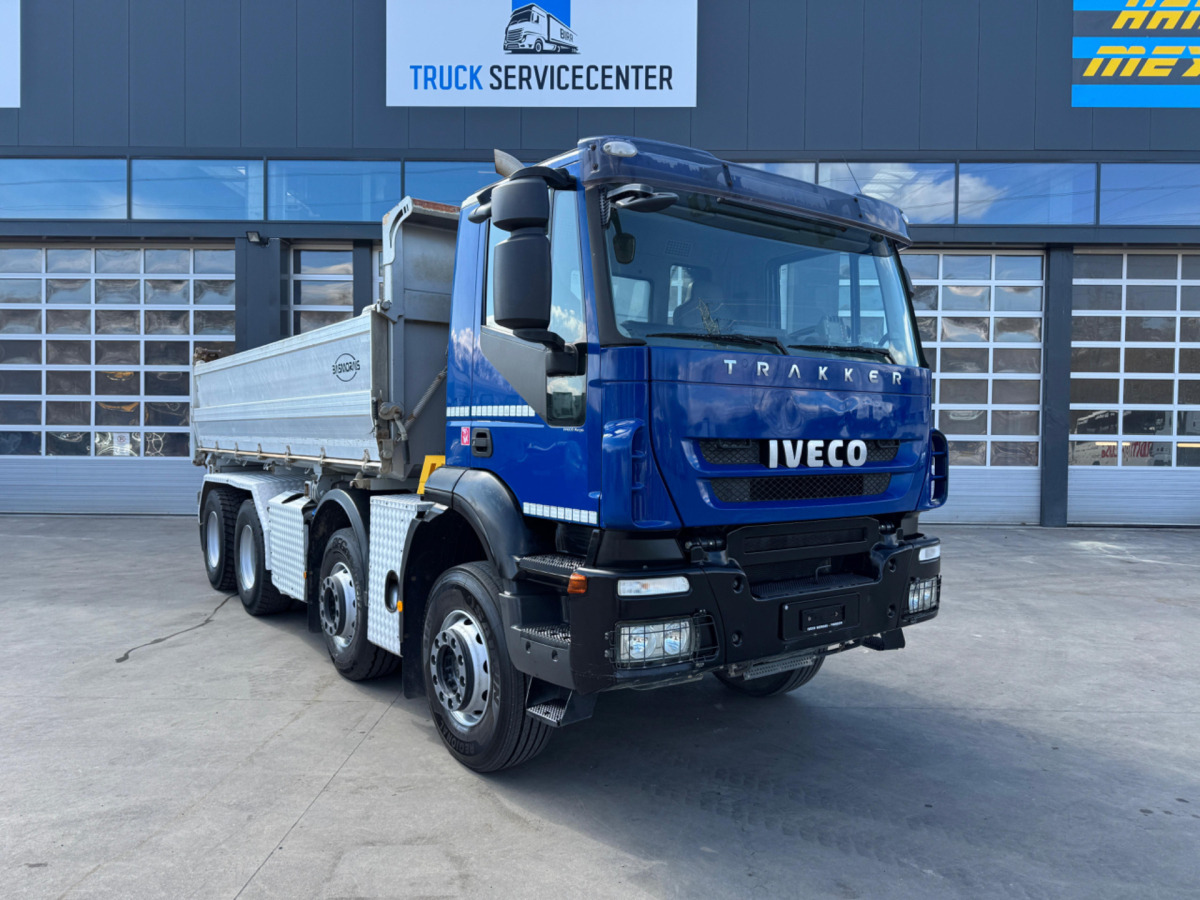 IVECO Trakker 450 8x4 3-Seitenkipper Moser - Tipper: picture 3 IVECO Trakker 450 8x4 3-Seitenkipper Moser - Tipper: picture 3