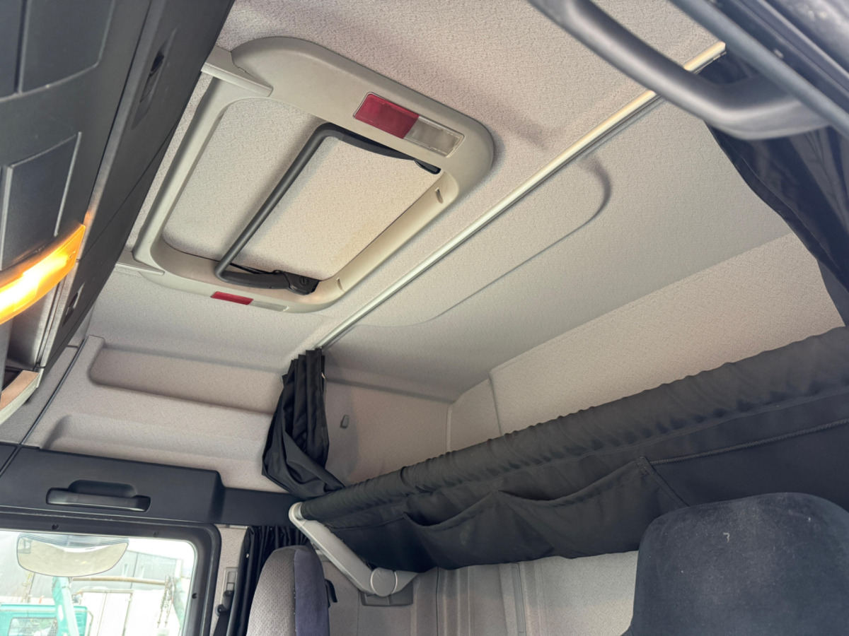 Curtainsider truck MAN TGS 18.440 4x2: picture 11 Curtainsider truck MAN TGS 18.440 4x2: picture 11