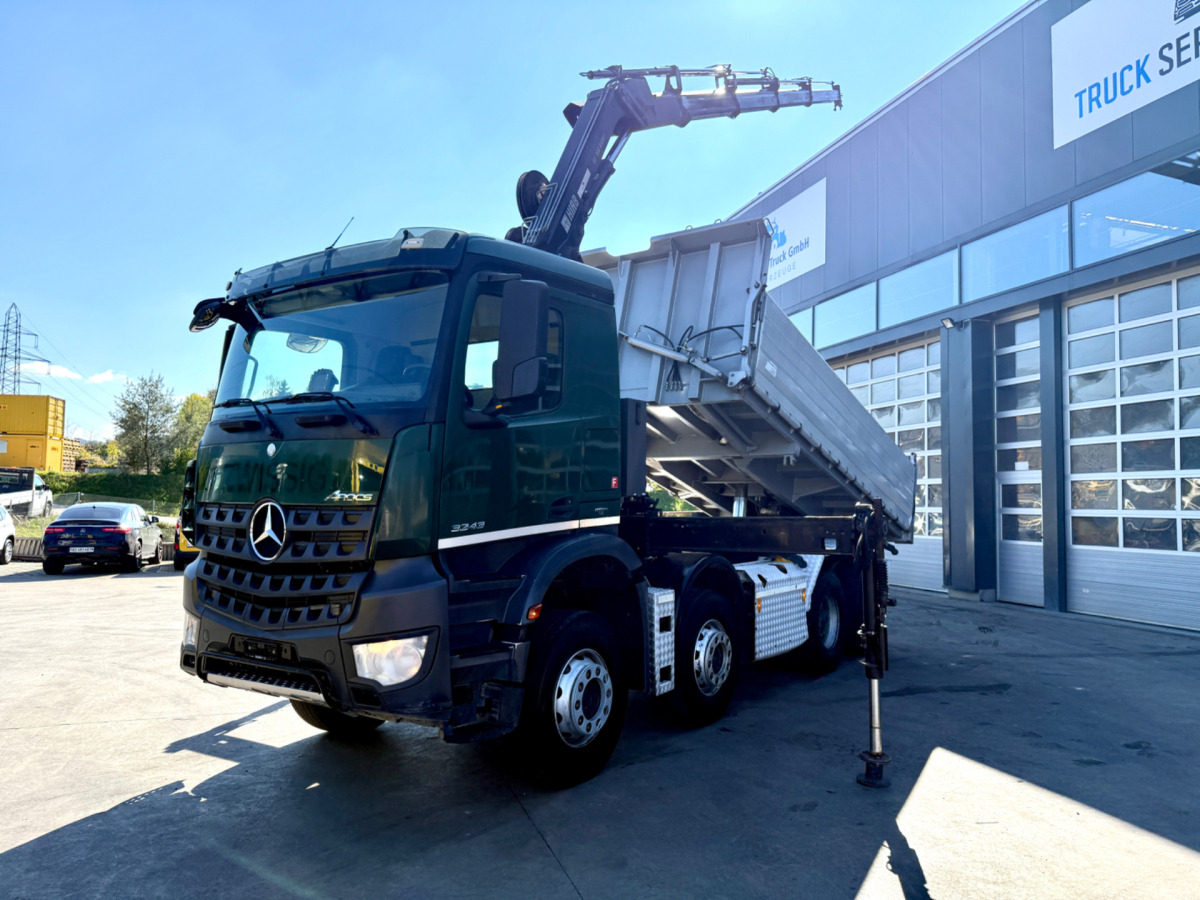 MERCEDES Arocs 3242 8x4 Hiab 166-4 - Tipper, Crane truck: picture 3 MERCEDES Arocs 3242 8x4 Hiab 166-4 - Tipper, Crane truck: picture 3