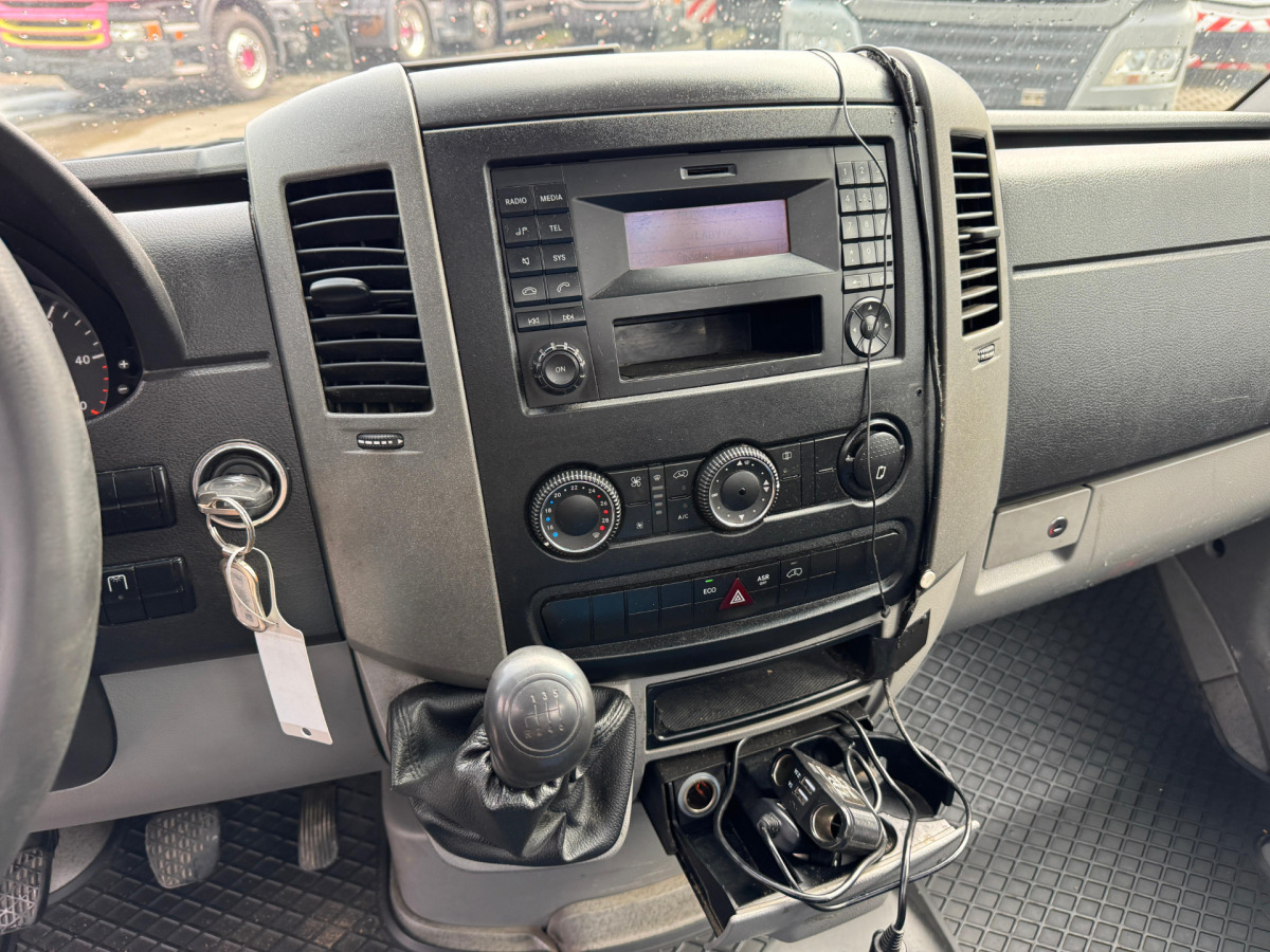 MERCEDES Sprinter 316 CDI on lease MERCEDES Sprinter 316 CDI: picture 11