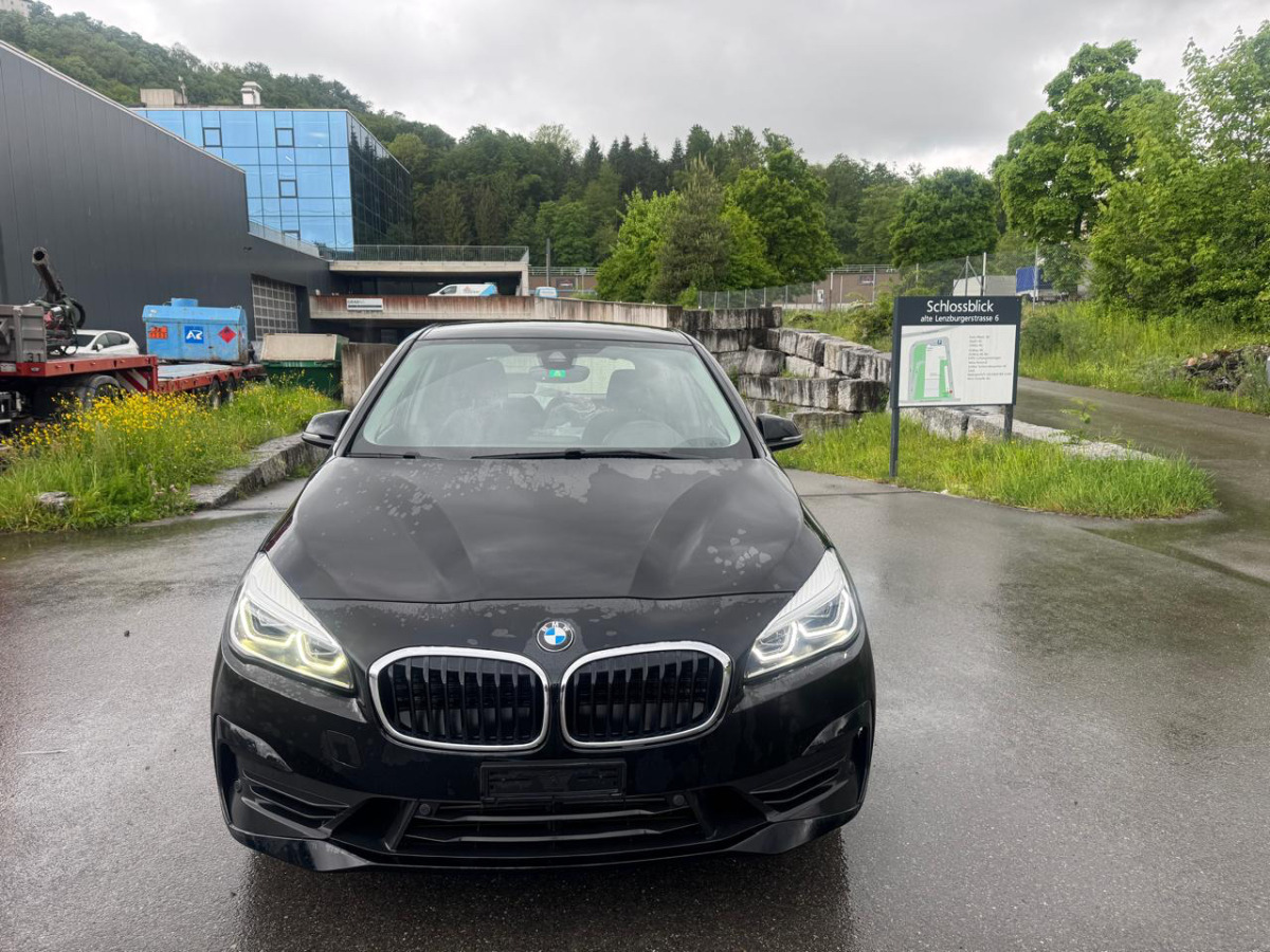 Marke BMW 218d xDrive - Hatchback: picture 2 Marke BMW 218d xDrive - Hatchback: picture 2