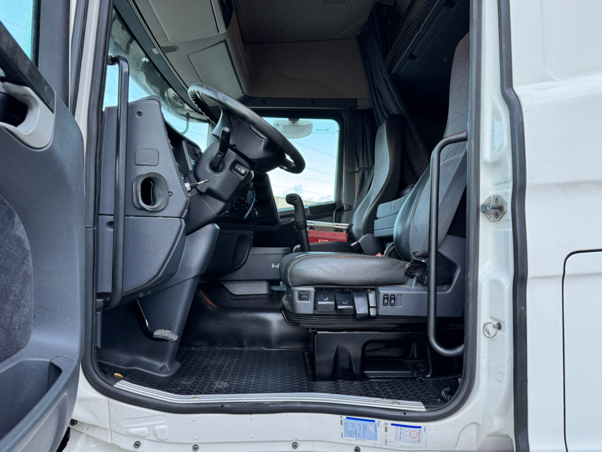 Crane truck SCANIA R480 8x4 Fassi 660 SZM/Pritsche: picture 19 Crane truck SCANIA R480 8x4 Fassi 660 SZM/Pritsche: picture 19