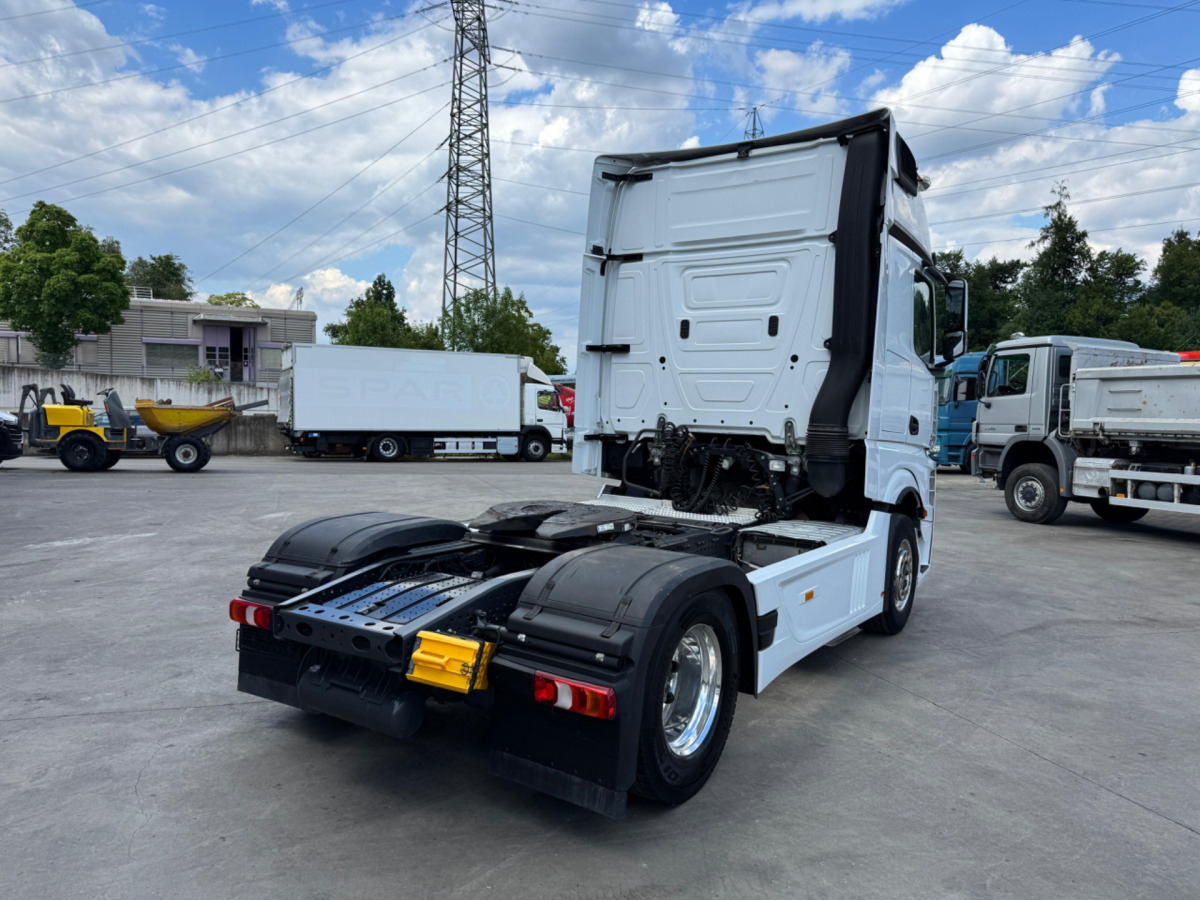 MERCEDES Actros 1853 4x2 - Tractor unit: picture 5 MERCEDES Actros 1853 4x2 - Tractor unit: picture 5