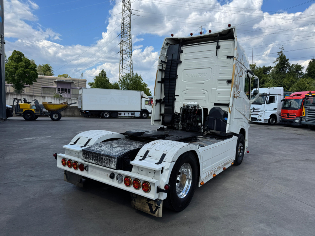 VOLVO FH-460 4x2 - Tractor unit: picture 5 VOLVO FH-460 4x2 - Tractor unit: picture 5