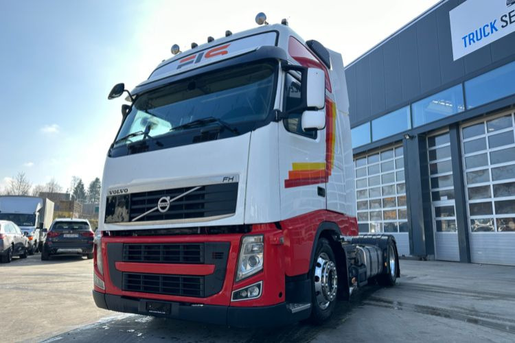 Volvo FH-420 4x2 Lowdeck - Tractor unit: picture 1 Volvo FH-420 4x2 Lowdeck - Tractor unit: picture 1