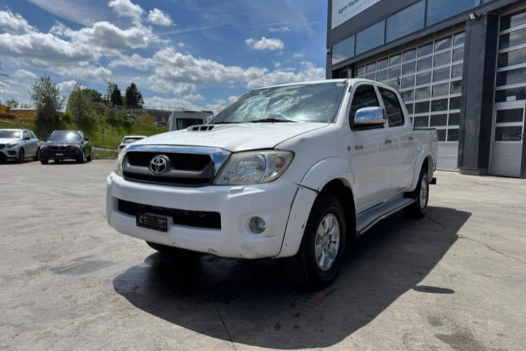 Toyota Hilux 3.0D 4WD - Van: picture 1 Toyota Hilux 3.0D 4WD - Van: picture 1