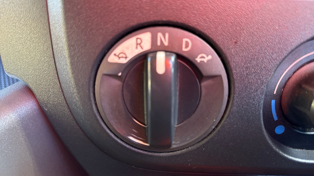 Dropside/ Flatbed truck DAF CF 330: picture 16 Dropside/ Flatbed truck DAF CF 330: picture 16