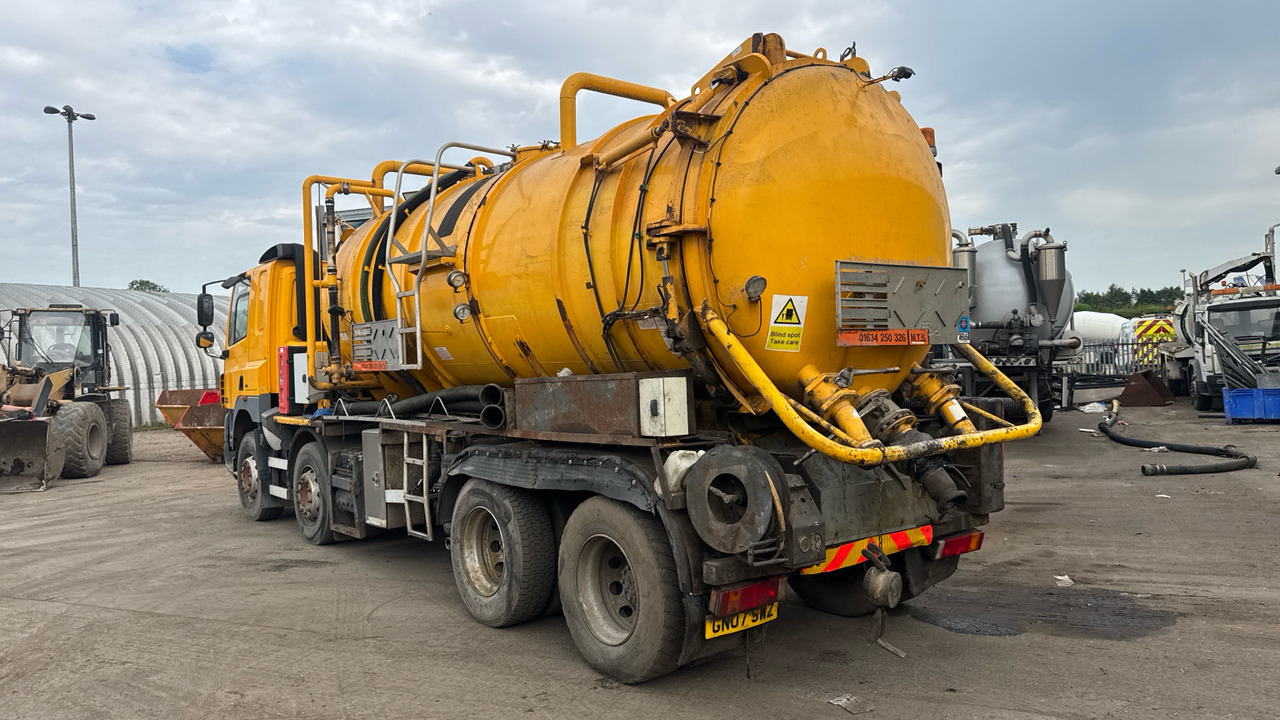 DAF CF 85.360 - Vacuum truck: picture 3 DAF CF 85.360 - Vacuum truck: picture 3