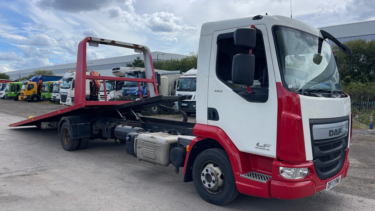 DAF LF 150 - Tow truck: picture 1 DAF LF 150 - Tow truck: picture 1