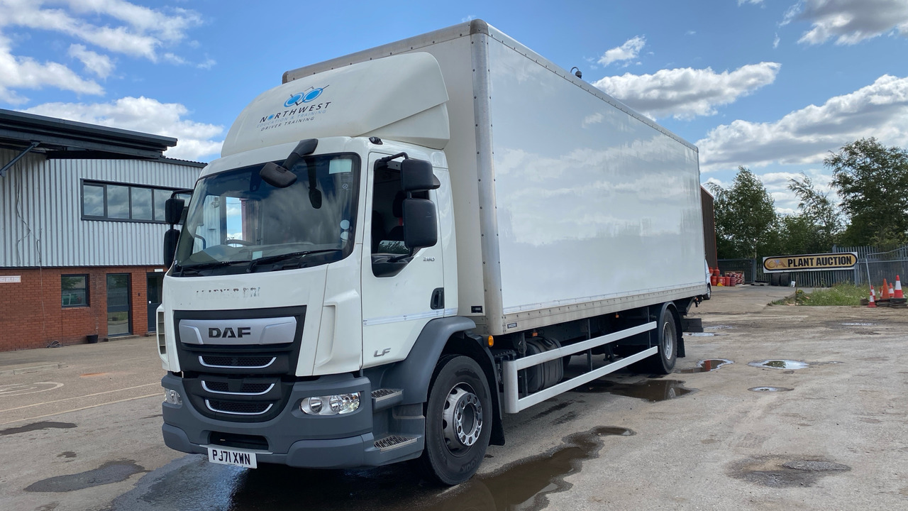 DAF LF 260 - Box truck: picture 2 DAF LF 260 - Box truck: picture 2