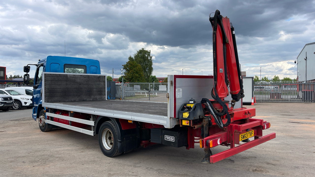 DAF LF 45.210 - Dropside/ Flatbed truck, Crane truck: picture 3 DAF LF 45.210 - Dropside/ Flatbed truck, Crane truck: picture 3