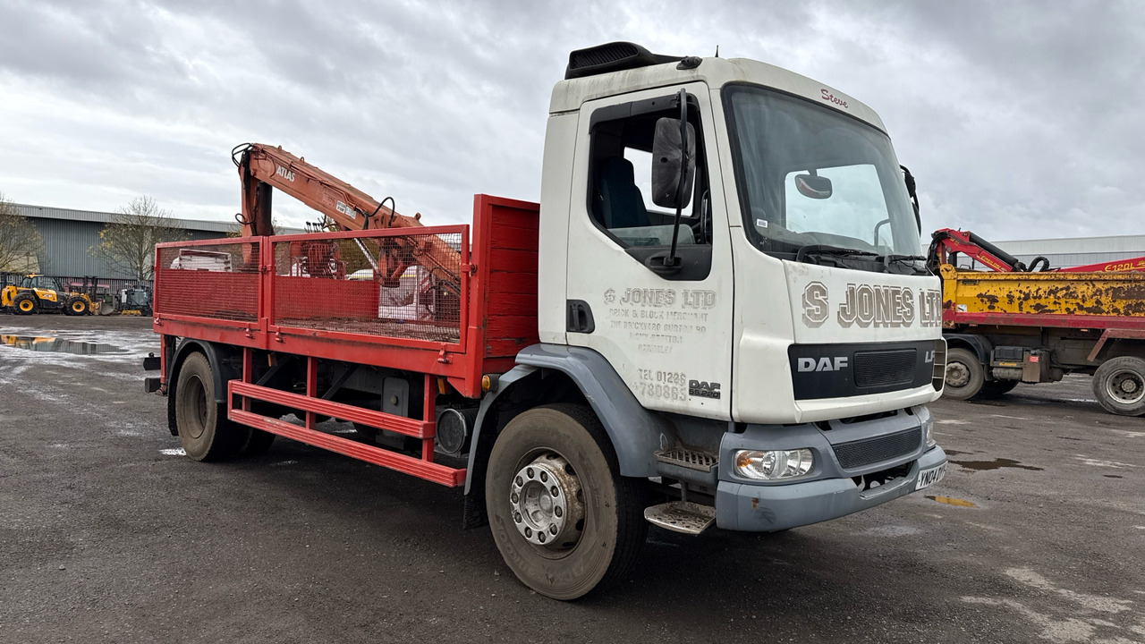 DAF LF 55.220 - Dropside/ Flatbed truck, Crane truck: picture 1 DAF LF 55.220 - Dropside/ Flatbed truck, Crane truck: picture 1