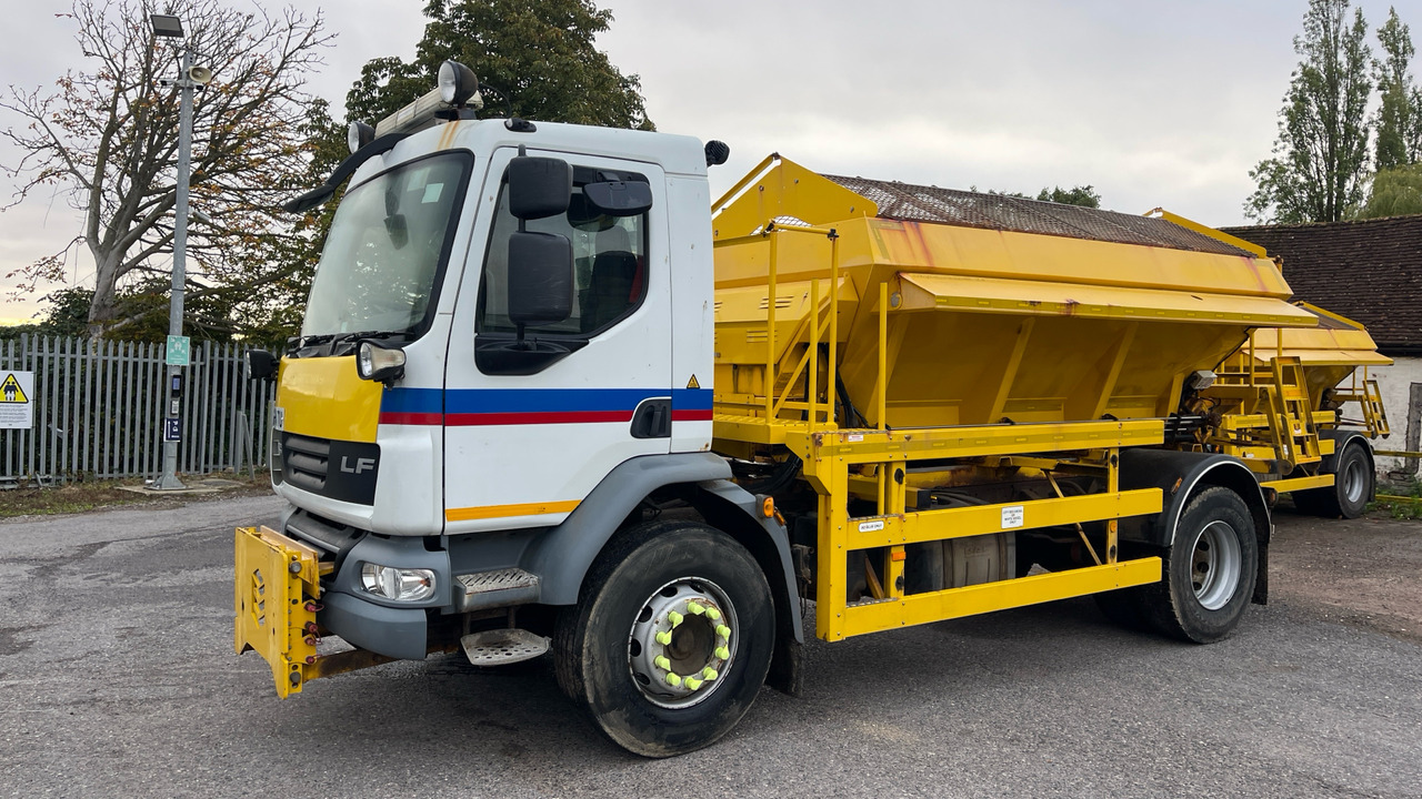 DAF LF 55.220 - Snow removal vehicle: picture 2 DAF LF 55.220 - Snow removal vehicle: picture 2