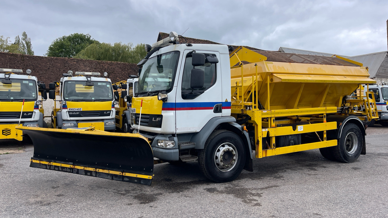 DAF LF 55.220 - Snow removal vehicle: picture 2 DAF LF 55.220 - Snow removal vehicle: picture 2