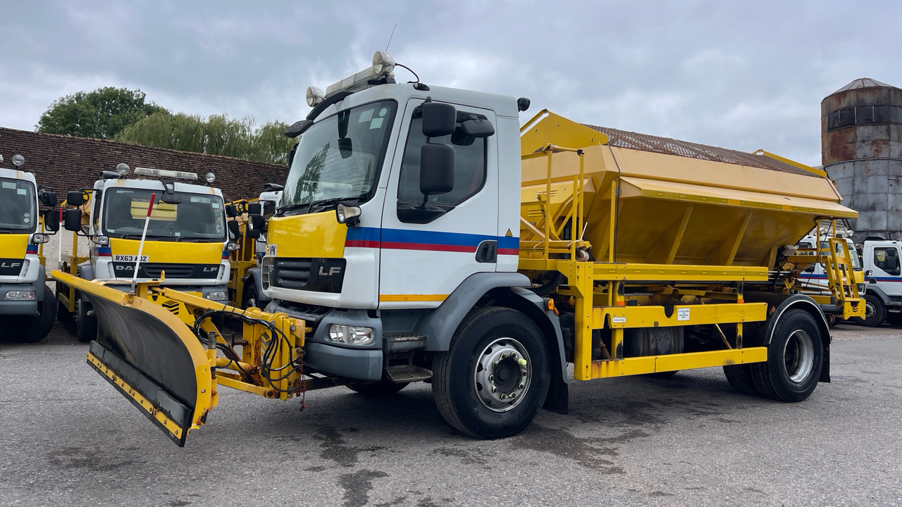 DAF LF 55.220 - Snow removal vehicle: picture 2 DAF LF 55.220 - Snow removal vehicle: picture 2