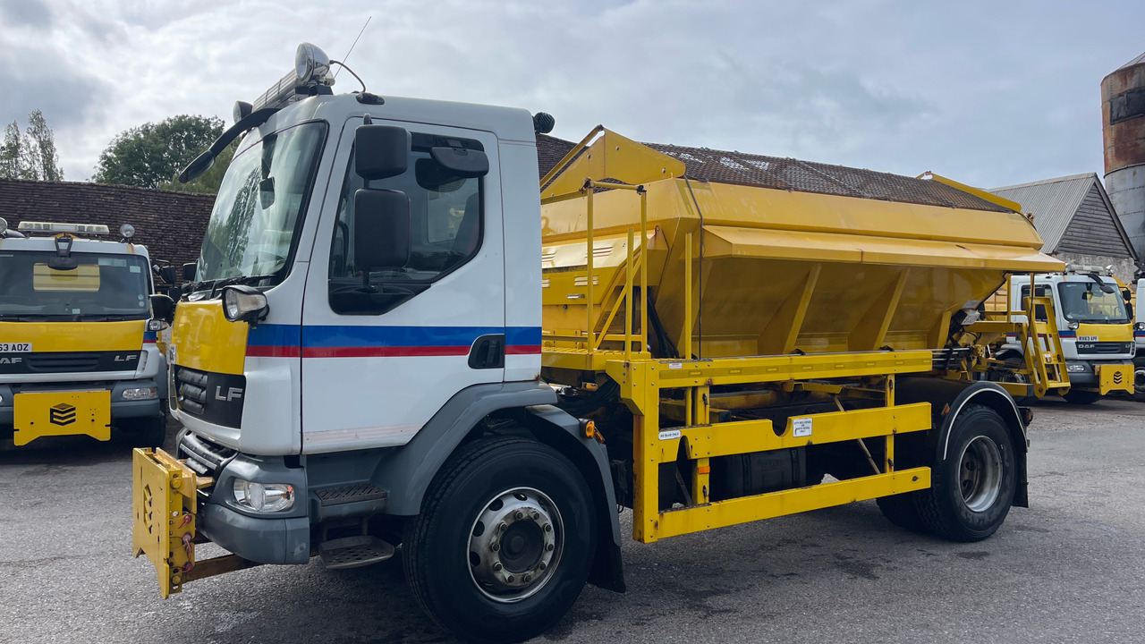 DAF LF 55.220 - Snow removal vehicle: picture 2 DAF LF 55.220 - Snow removal vehicle: picture 2