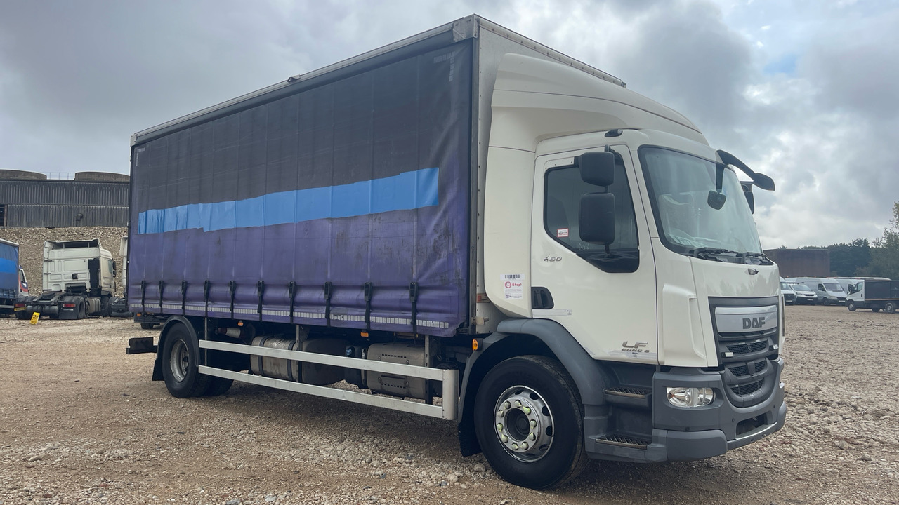 Daf LF 260 - Curtainsider truck: picture 1 Daf LF 260 - Curtainsider truck: picture 1