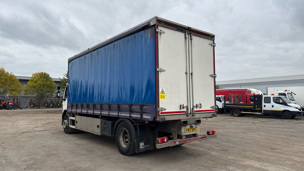 Daf LF 260 - Curtainsider truck: picture 3 Daf LF 260 - Curtainsider truck: picture 3