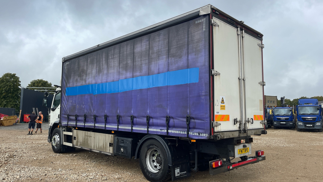 Daf LF 260 - Curtainsider truck: picture 3 Daf LF 260 - Curtainsider truck: picture 3