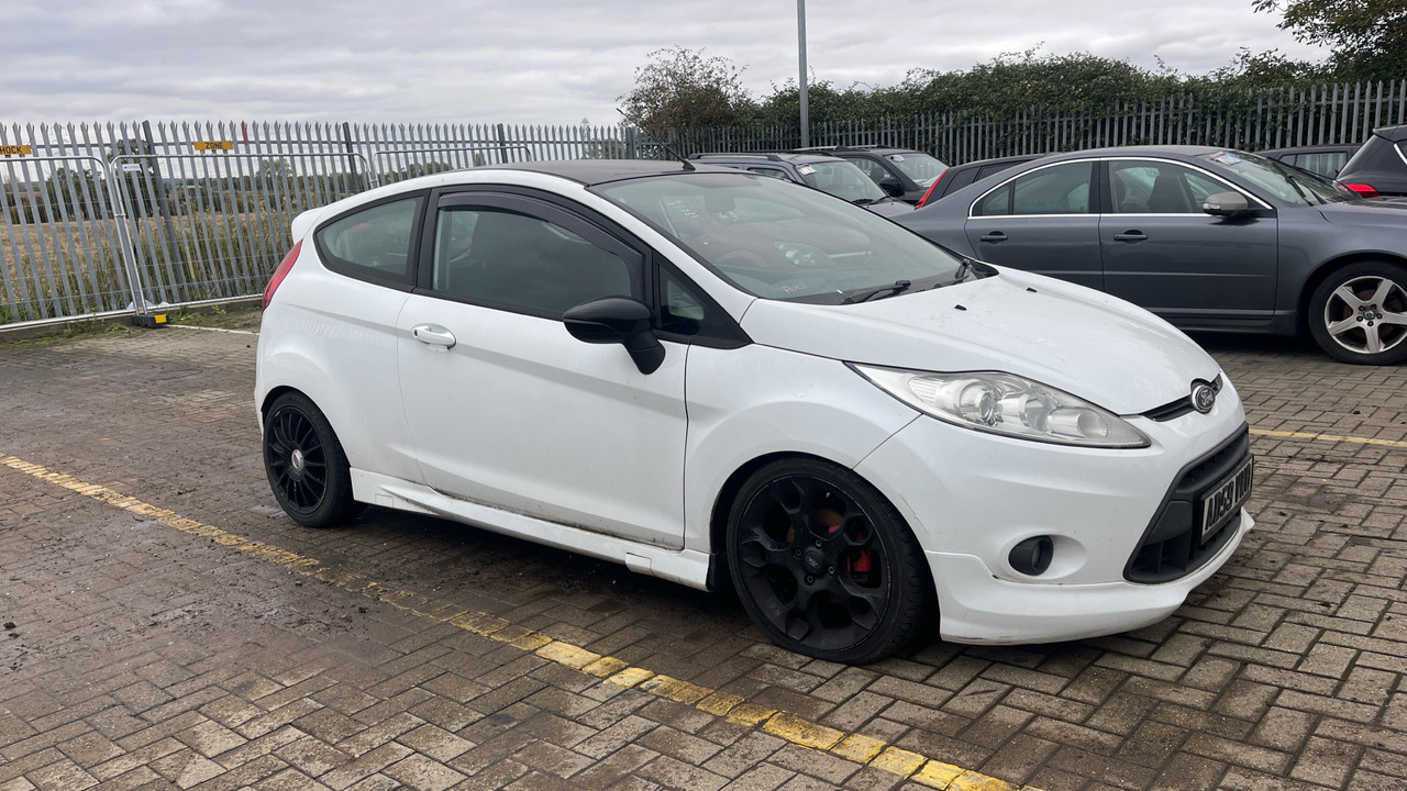 FORD FIESTA S 90 1.6 TDCI ZETEC - Hatchback: picture 1 FORD FIESTA S 90 1.6 TDCI ZETEC - Hatchback: picture 1