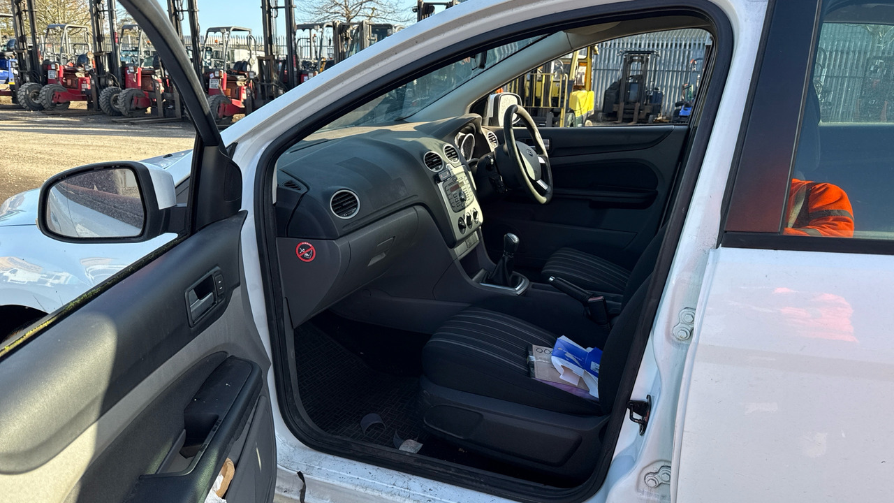 Hatchback FORD FOCUS 1.6 TDCI STYLE: picture 10 Hatchback FORD FOCUS 1.6 TDCI STYLE: picture 10