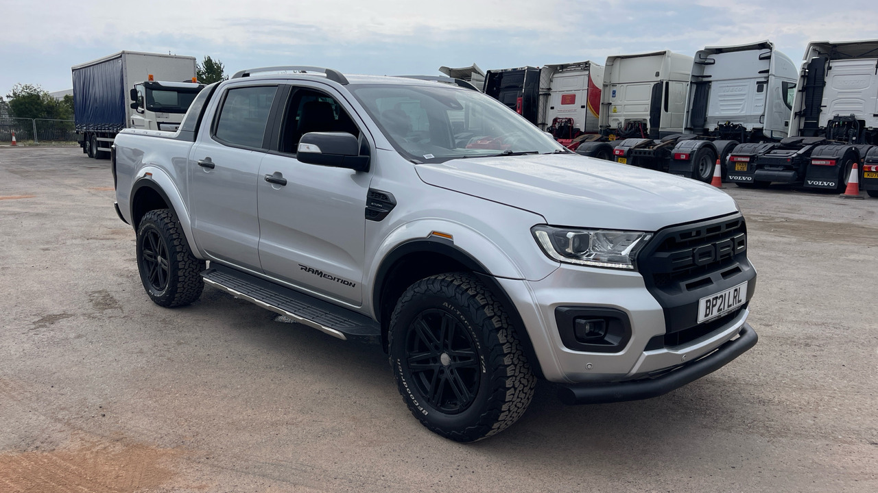FORD RANGER 2.0 ECOBLUE WILDTRAK 213 - Pickup truck, Combi van: picture 1 FORD RANGER 2.0 ECOBLUE WILDTRAK 213 - Pickup truck, Combi van: picture 1