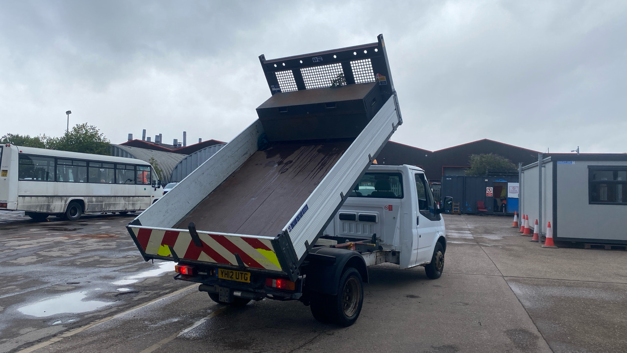 Ford Transit 350 TDCi 125PS - Tipper van: picture 4 Ford Transit 350 TDCi 125PS - Tipper van: picture 4
