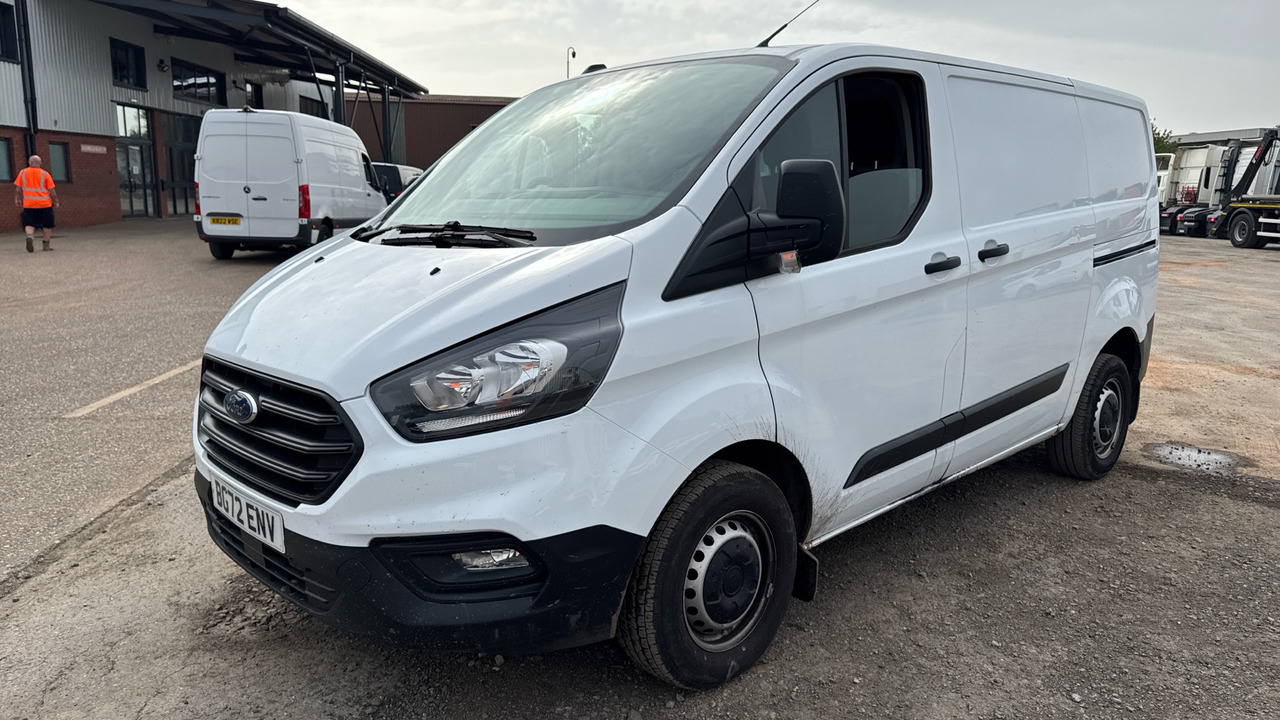 Ford Transit Custom 300 2.0 ECOBLUE 105PS - Small van: picture 2 Ford Transit Custom 300 2.0 ECOBLUE 105PS - Small van: picture 2