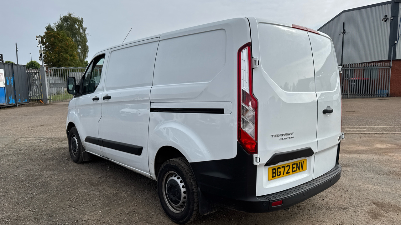 Ford Transit Custom 300 2.0 ECOBLUE 105PS - Small van: picture 3 Ford Transit Custom 300 2.0 ECOBLUE 105PS - Small van: picture 3