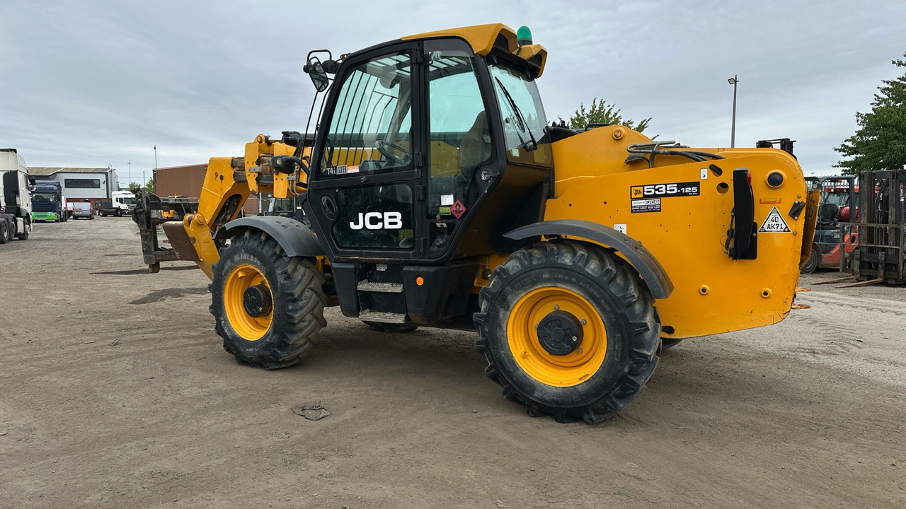 JCB LOADALL 535-125 HI-VIZ - Telescopic handler: picture 3 JCB LOADALL 535-125 HI-VIZ - Telescopic handler: picture 3