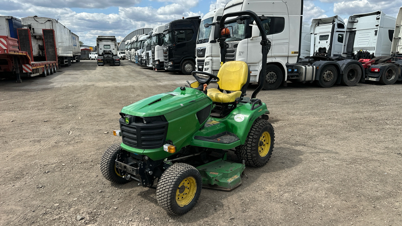 JOHN DEERE X949 - Garden mower: picture 2 JOHN DEERE X949 - Garden mower: picture 2