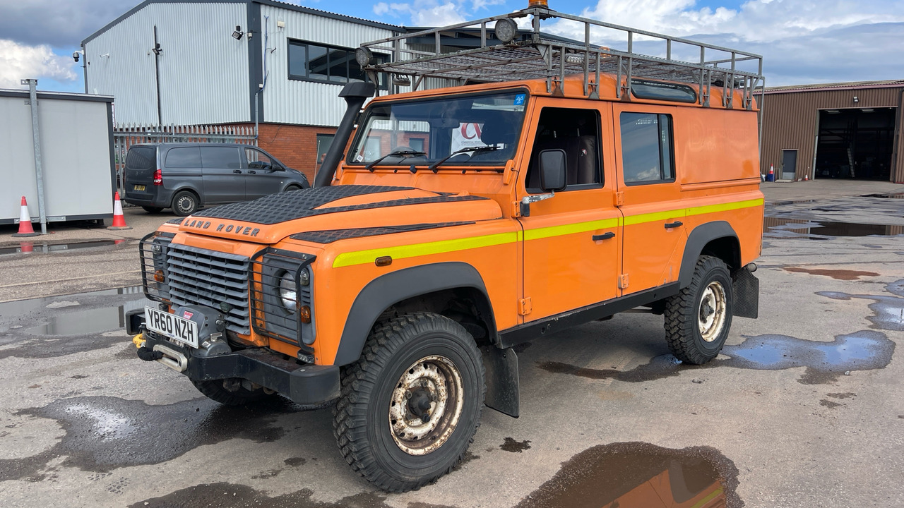 LAND ROVER DEFENDER 110 TDCi - Car: picture 2 LAND ROVER DEFENDER 110 TDCi - Car: picture 2