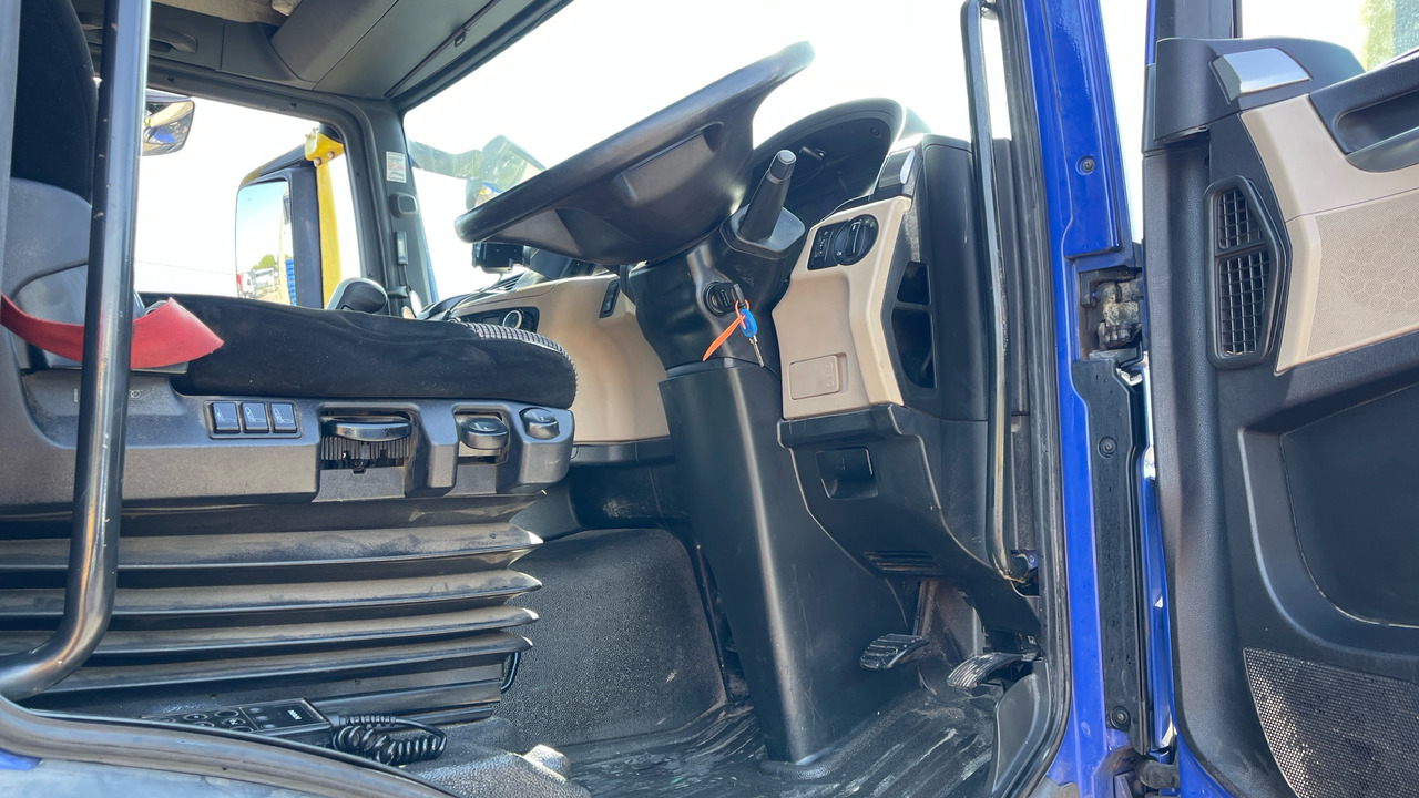MAN TGS 26.360 - Dropside/ Flatbed truck, Crane truck: picture 5 MAN TGS 26.360 - Dropside/ Flatbed truck, Crane truck: picture 5