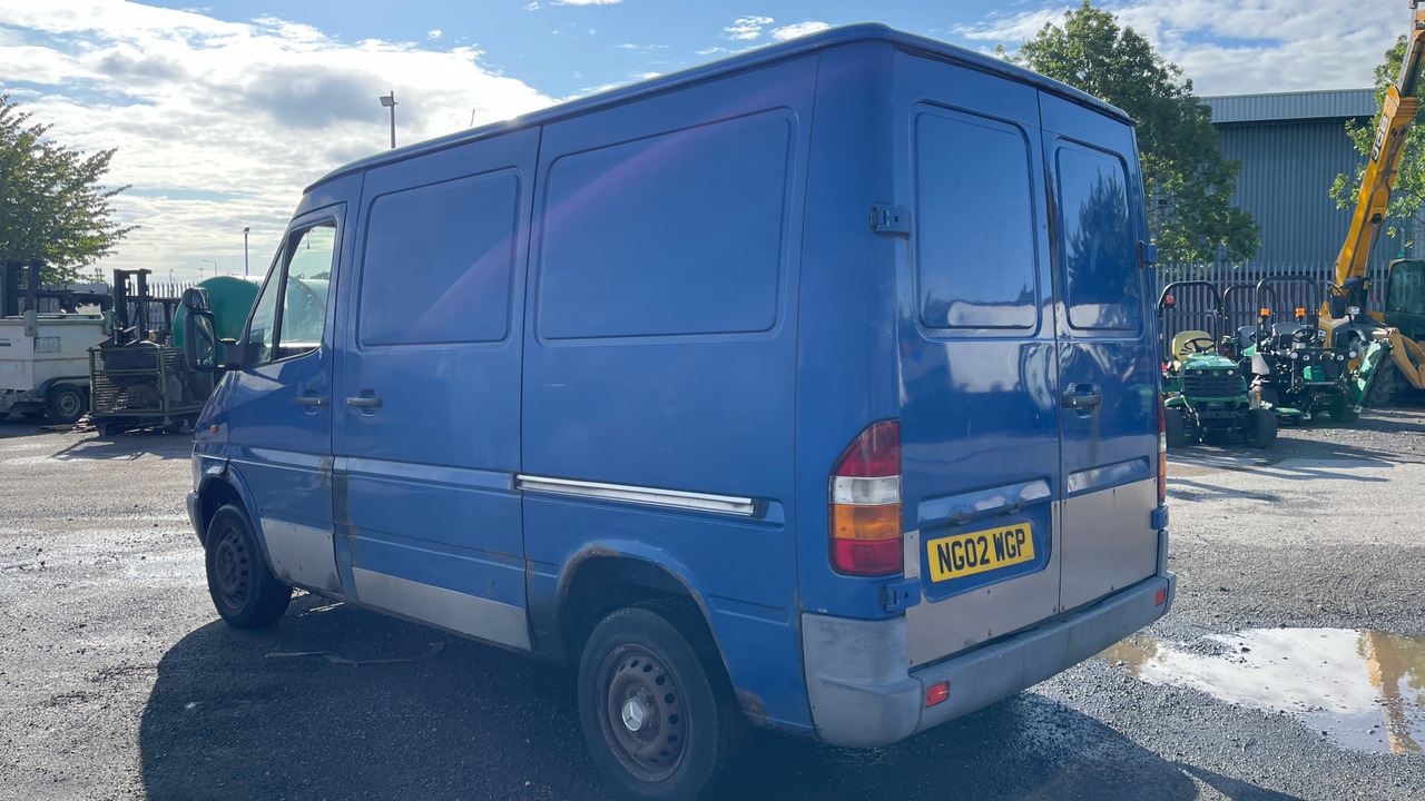 MERCEDES-BENZ SPRINTER 208 CDI - Small van: picture 3 MERCEDES-BENZ SPRINTER 208 CDI - Small van: picture 3