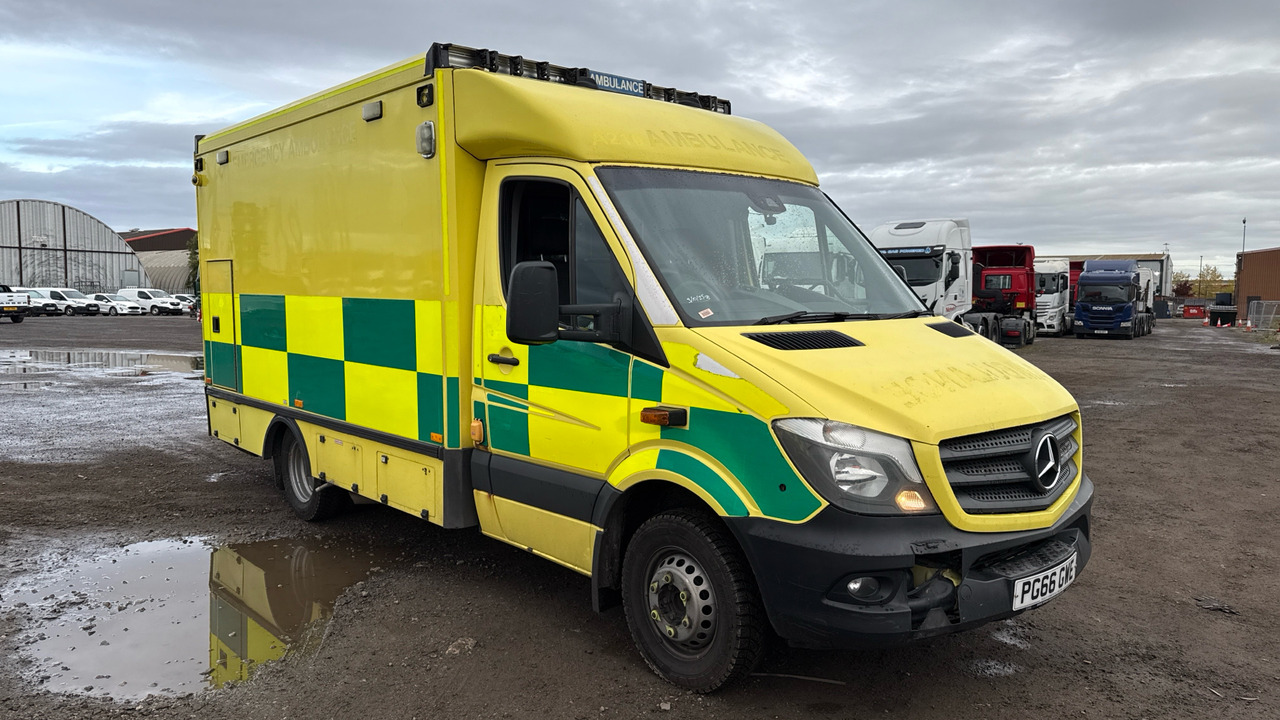 MERCEDES-BENZ SPRINTER 519 CDI - Ambulance: picture 1 MERCEDES-BENZ SPRINTER 519 CDI - Ambulance: picture 1
