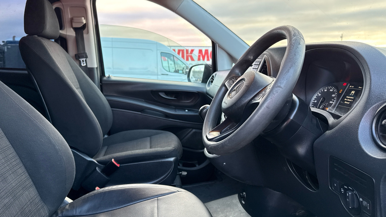 MERCEDES-BENZ VITO 114CDI BlueTec Crew Van - Small van: picture 5 MERCEDES-BENZ VITO 114CDI BlueTec Crew Van - Small van: picture 5