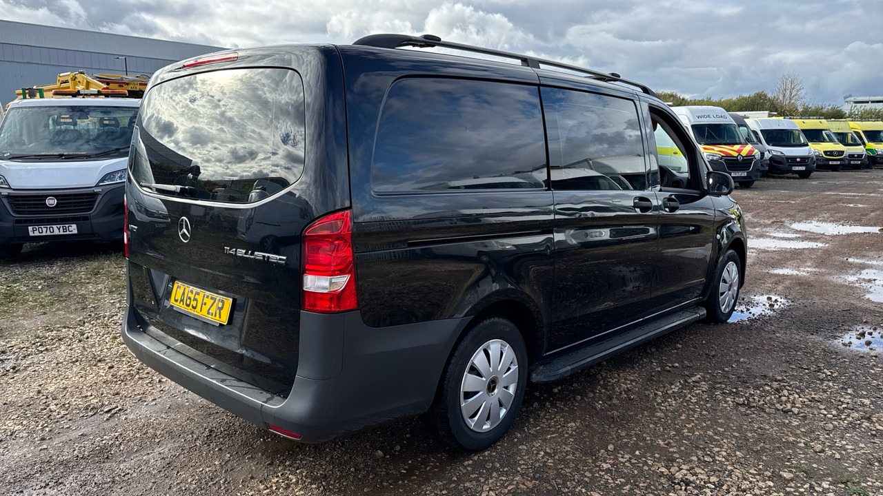 MERCEDES-BENZ VITO 114CDI BlueTec - Combi van: picture 4 MERCEDES-BENZ VITO 114CDI BlueTec - Combi van: picture 4