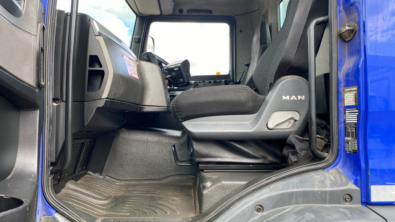 Dropside/ Flatbed truck, Crane truck Man TGM 18.250: picture 13 Dropside/ Flatbed truck, Crane truck Man TGM 18.250: picture 13