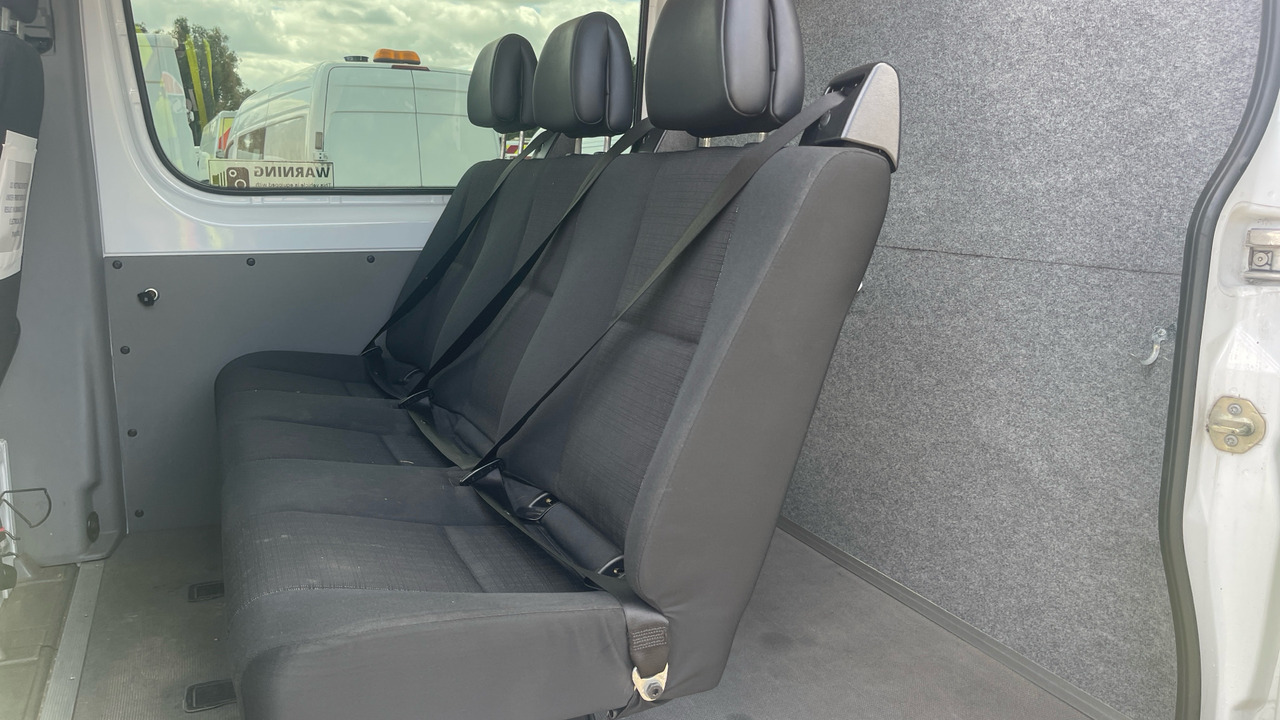 Combi van Mercedes-Benz Sprinter  513 CDI: picture 13
