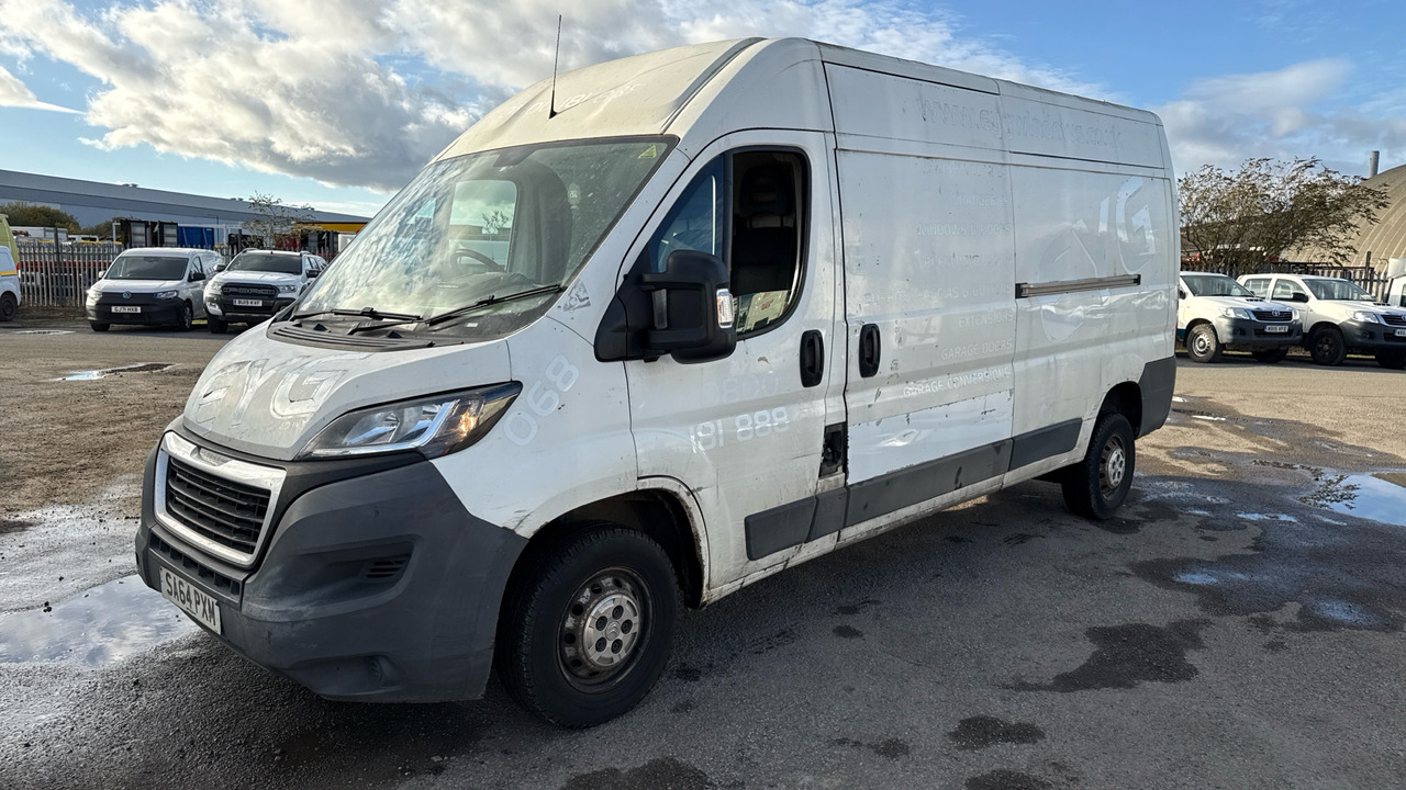 PEUGEOT BOXER 335 2.2 HDi 130ps - Panel van: picture 2 PEUGEOT BOXER 335 2.2 HDi 130ps - Panel van: picture 2