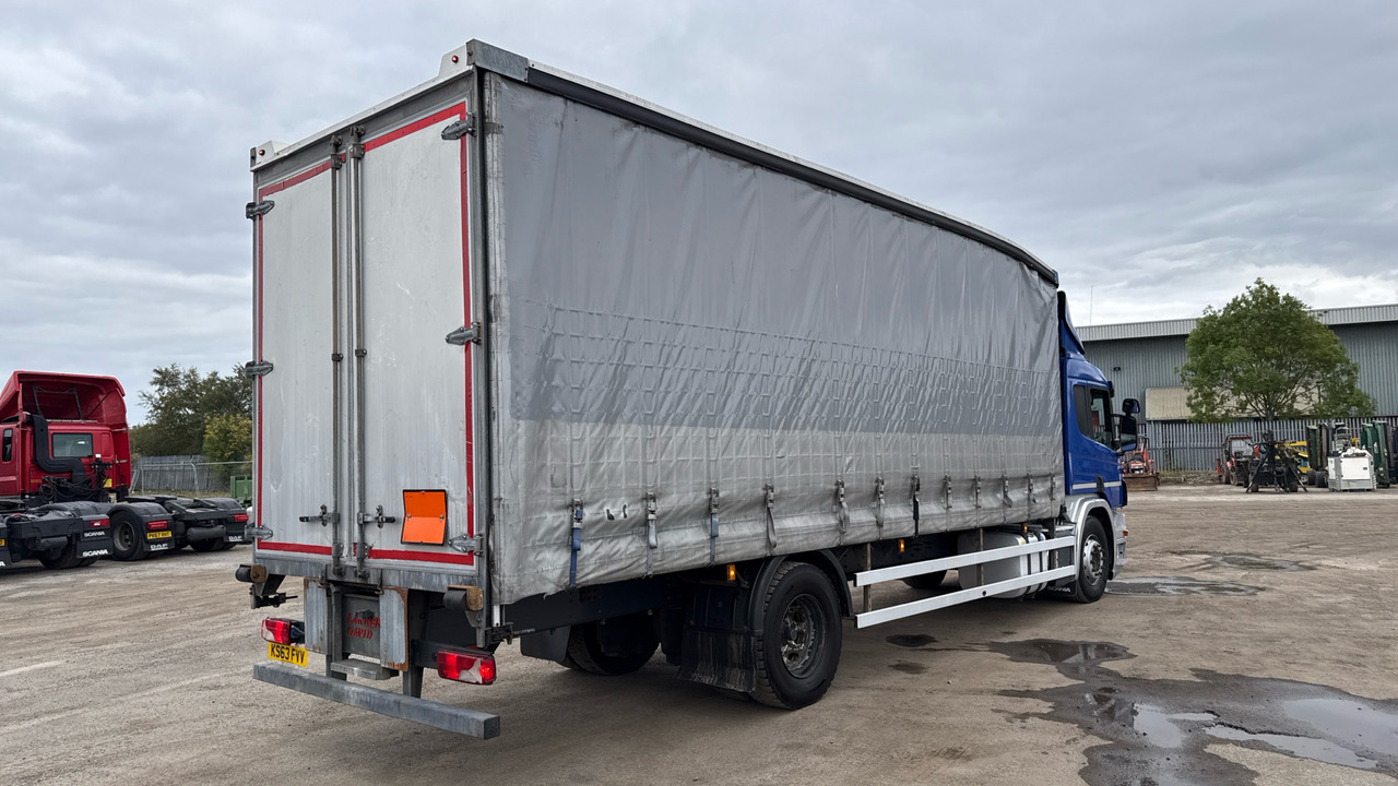 SCANIA P 230 - Curtainsider truck: picture 4 SCANIA P 230 - Curtainsider truck: picture 4