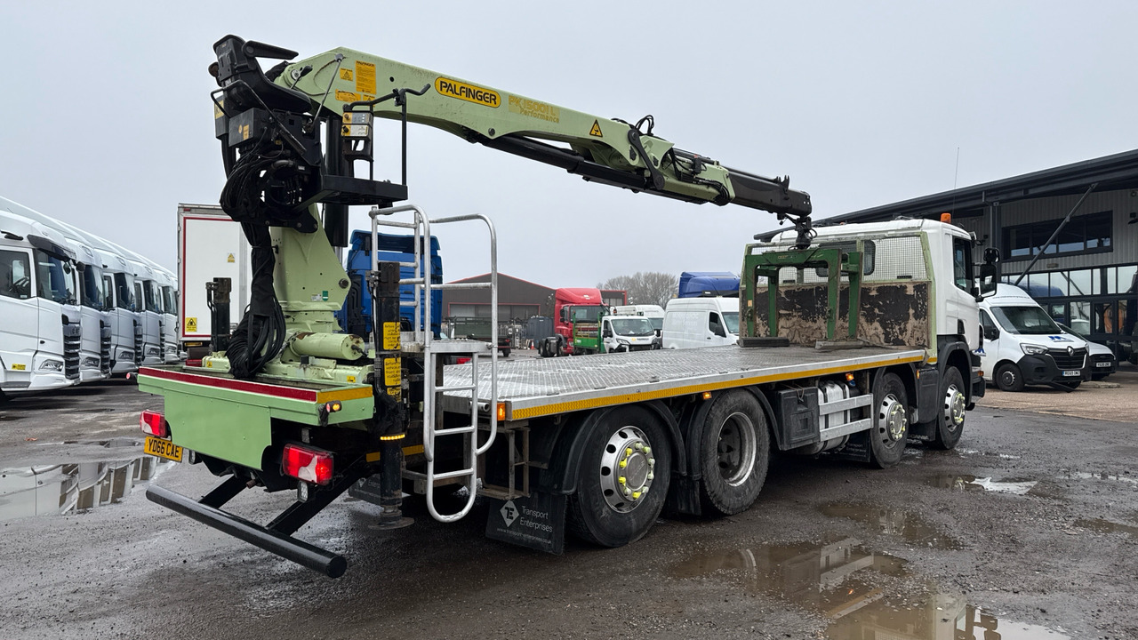 SCANIA P 450 - Dropside/ Flatbed truck, Crane truck: picture 4 SCANIA P 450 - Dropside/ Flatbed truck, Crane truck: picture 4