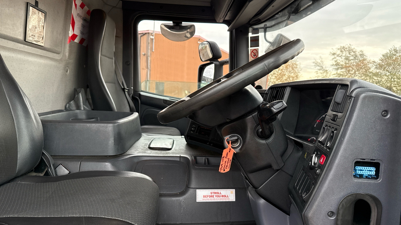 Scania P 250 - Refrigerator truck: picture 5 Scania P 250 - Refrigerator truck: picture 5