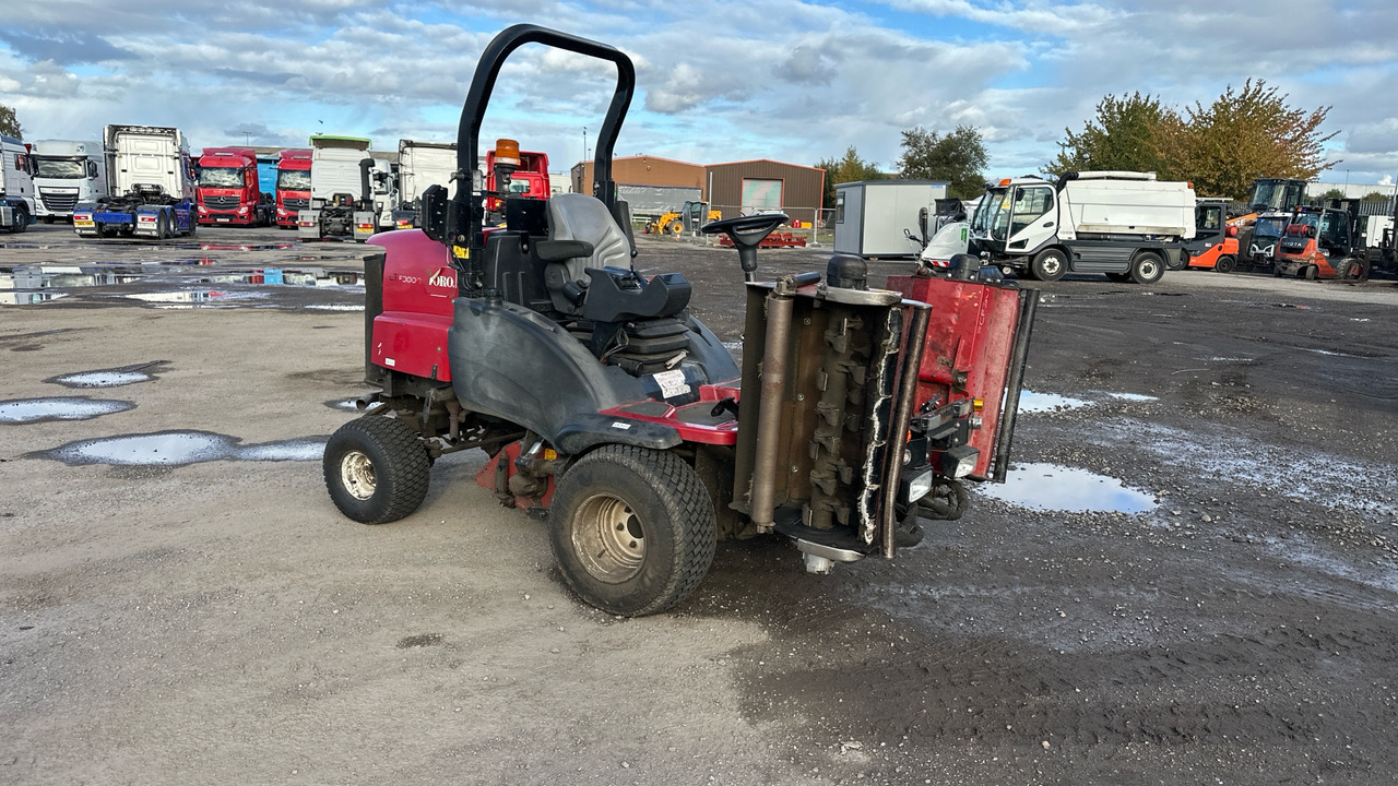 TORO LTF3000 - Garden mower: picture 1 TORO LTF3000 - Garden mower: picture 1