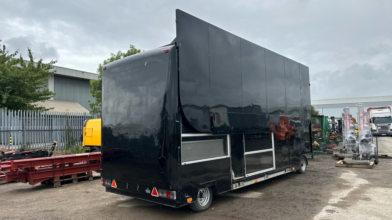 TORTON EXHIBTION TRAILER - Vending trailer: picture 2 TORTON EXHIBTION TRAILER - Vending trailer: picture 2